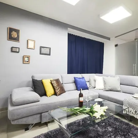 Apartment Xavier Boutique